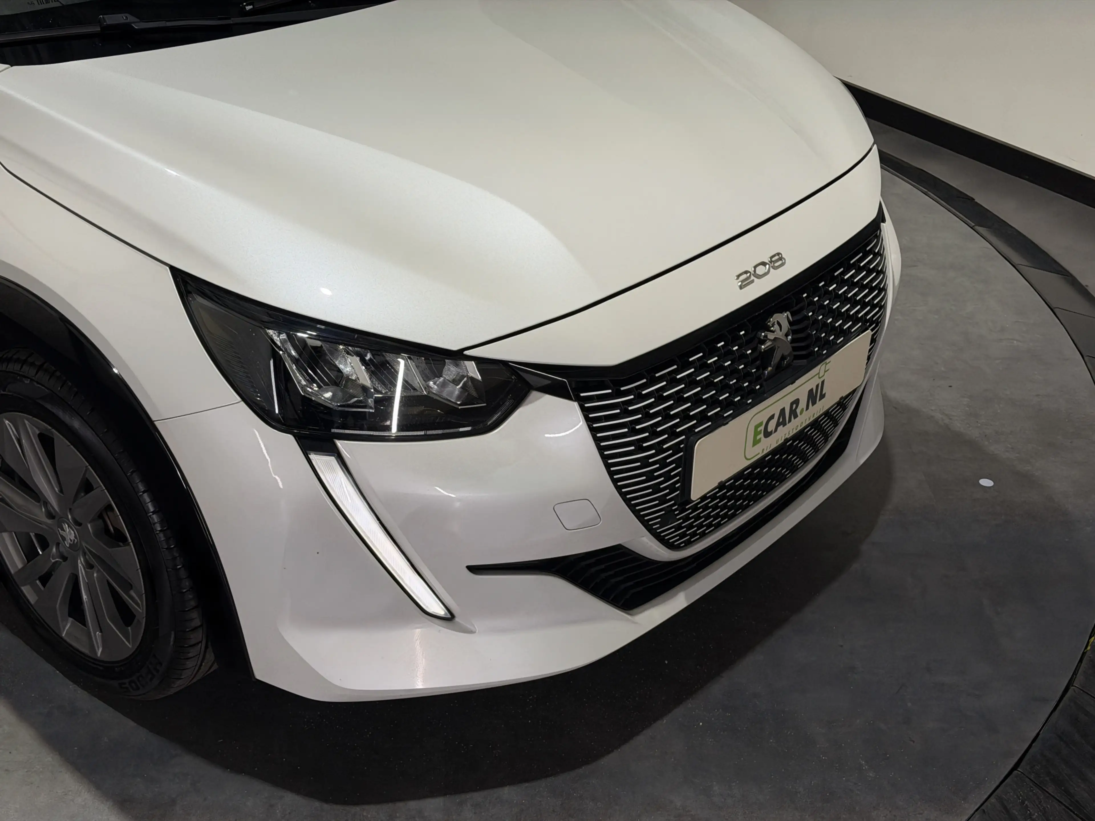 Peugeot e-208 EV Allure Pack 50 kWh | Voorstoelen verwarmd | Nav — photo 11