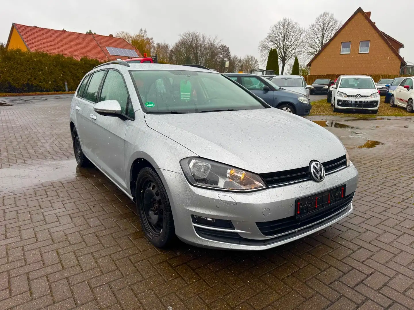 Volkswagen Golf VII Variant Trendline BMT 2.Hand AHK,8fach Argent - 1