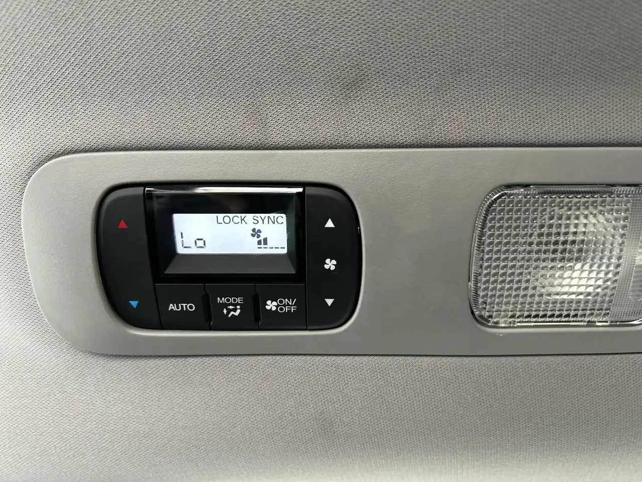 Honda Odyssey photo Honda Odyssey