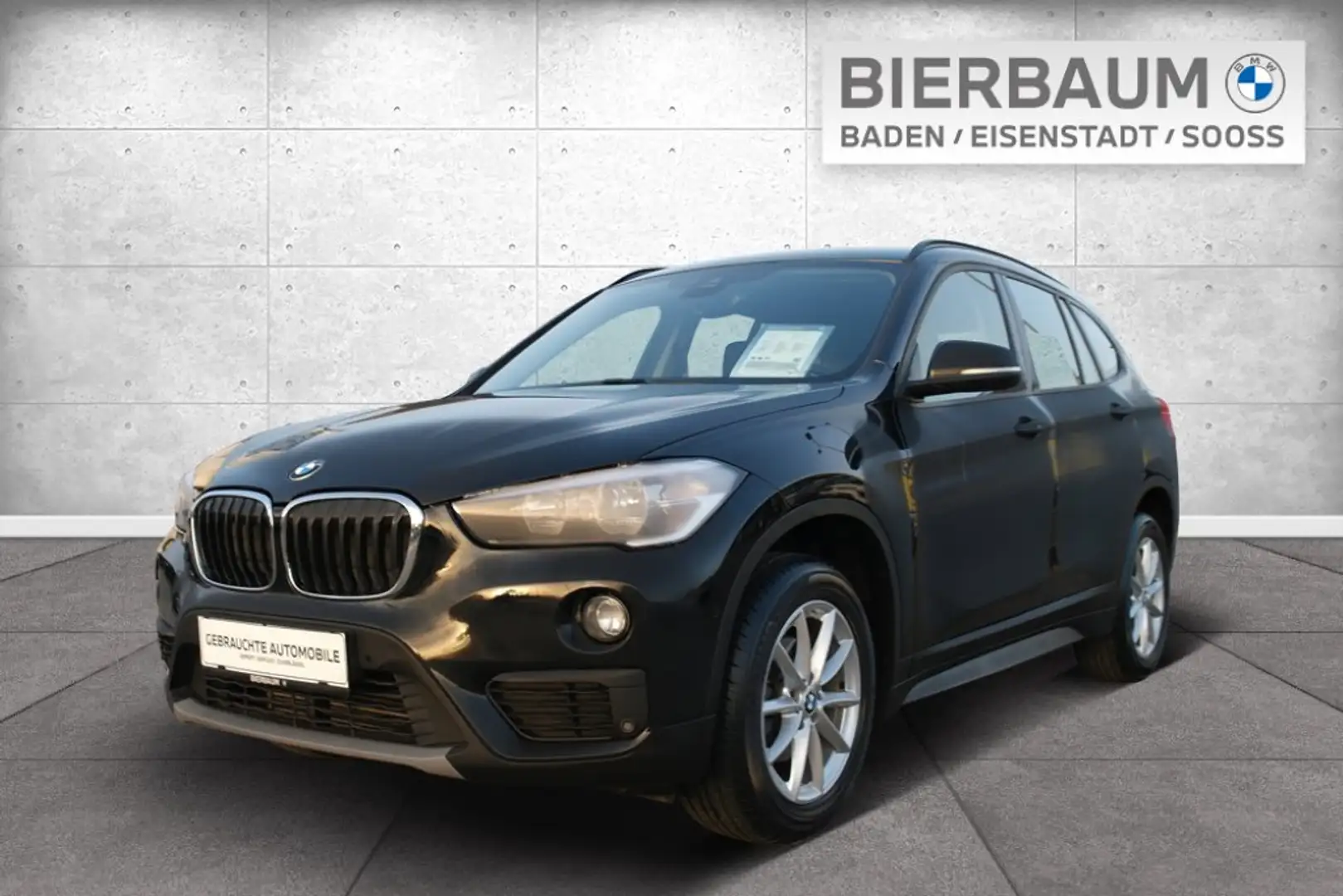 BMW X1 sDrive16d Schwarz - 1