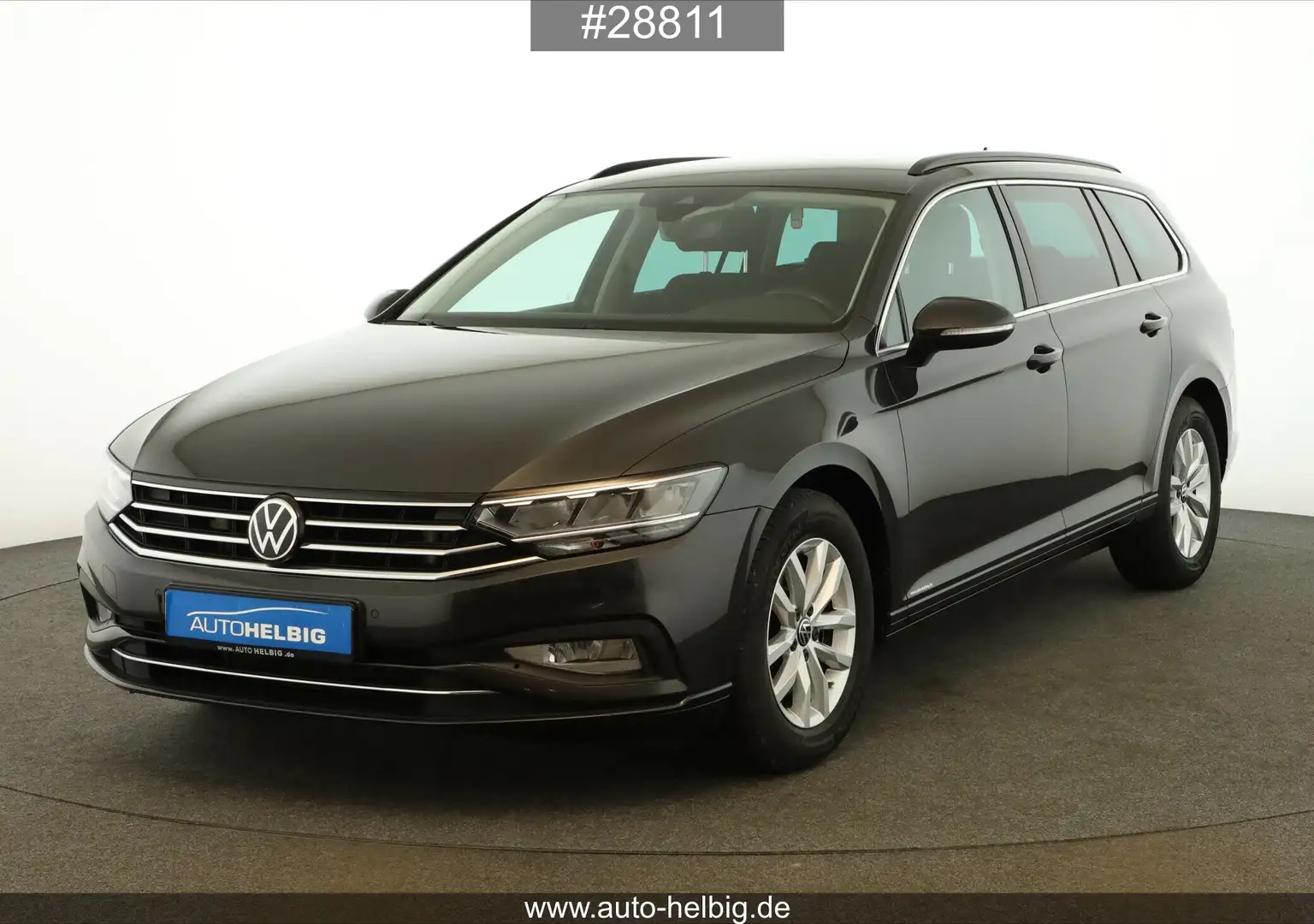 Volkswagen Passat Variant Passat Variant 2.0 TDI Business #AHK#LED#ACC#DSG Šedá - 1