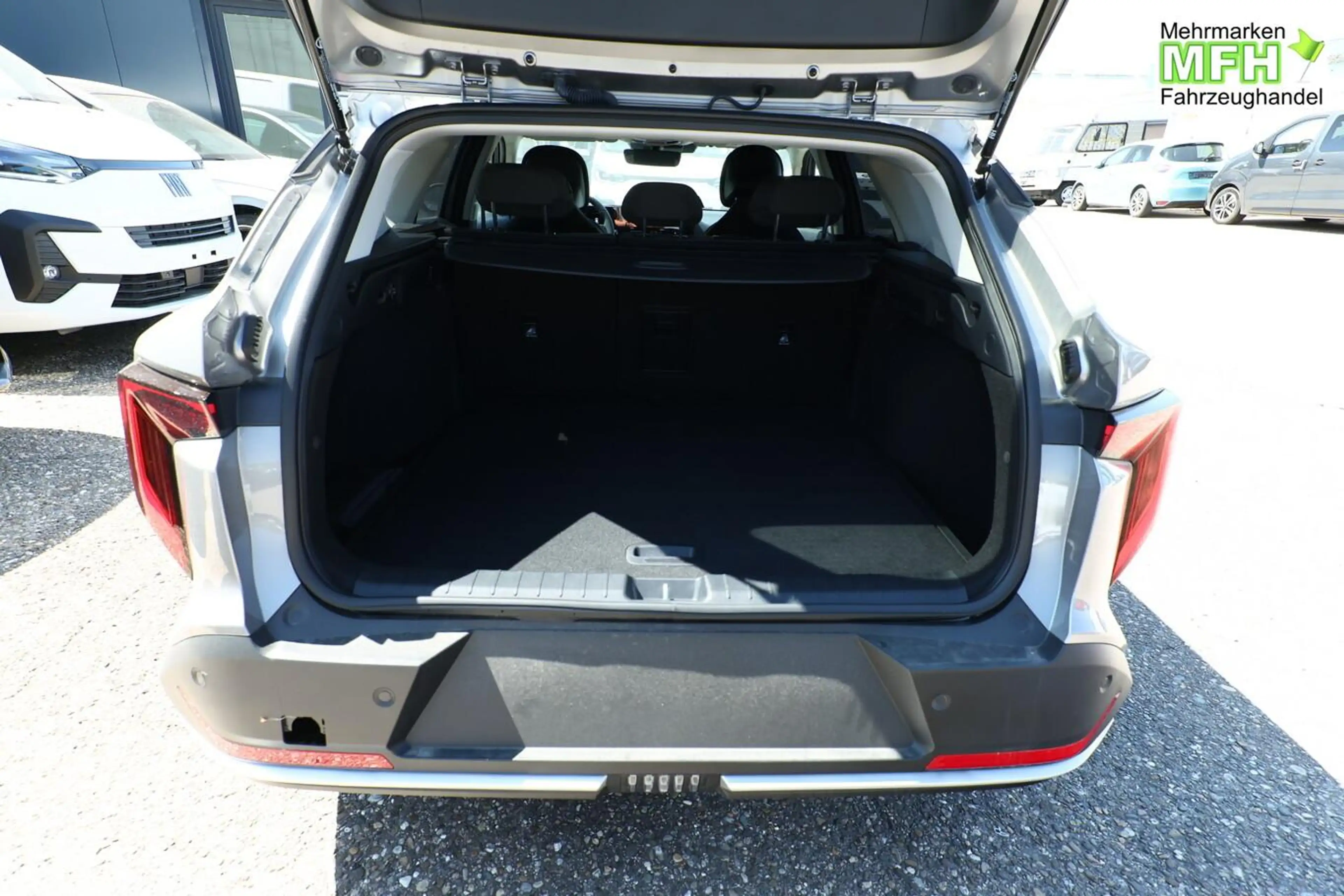 Kia K4 Sportswagon Vision SW ACC LED Nav SHZ PrivG Tot... — photo 10