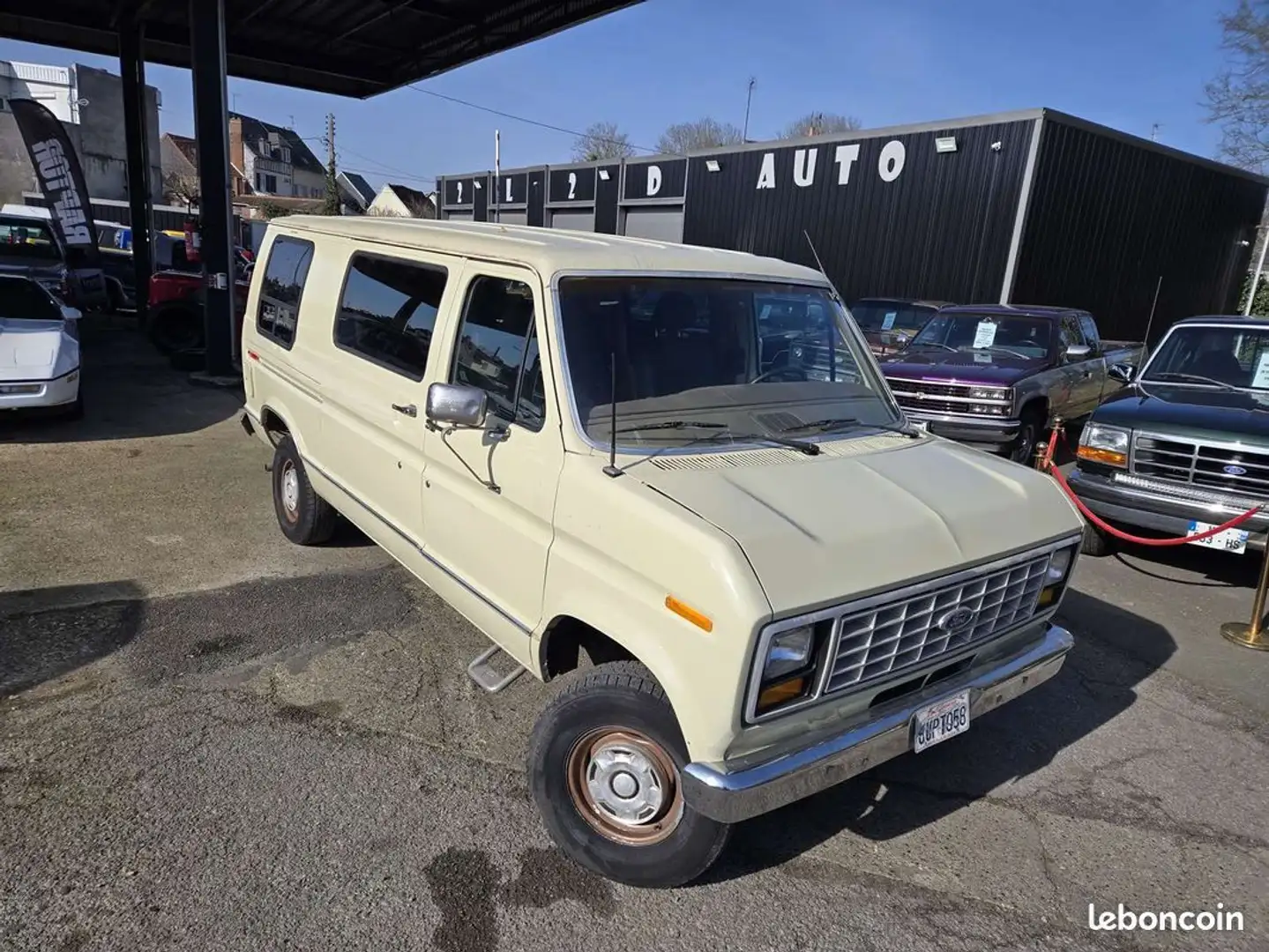 Ford Econoline Van E150 5.0 V8 7 places cuir Beige - 1