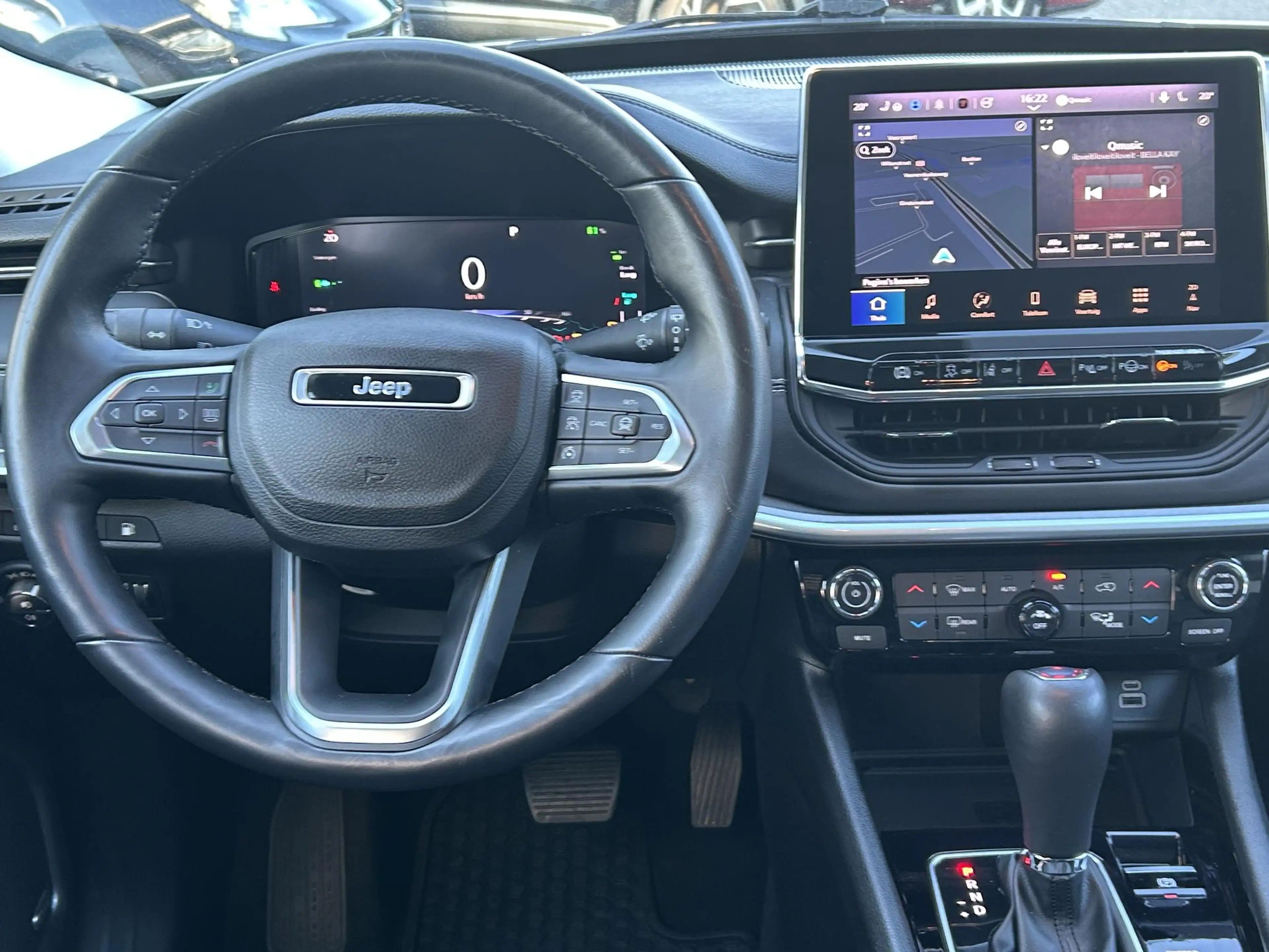 Jeep Compass 4xe 240 Plug-in Hybrid Electric S (Hoge Instap) | — photo 10