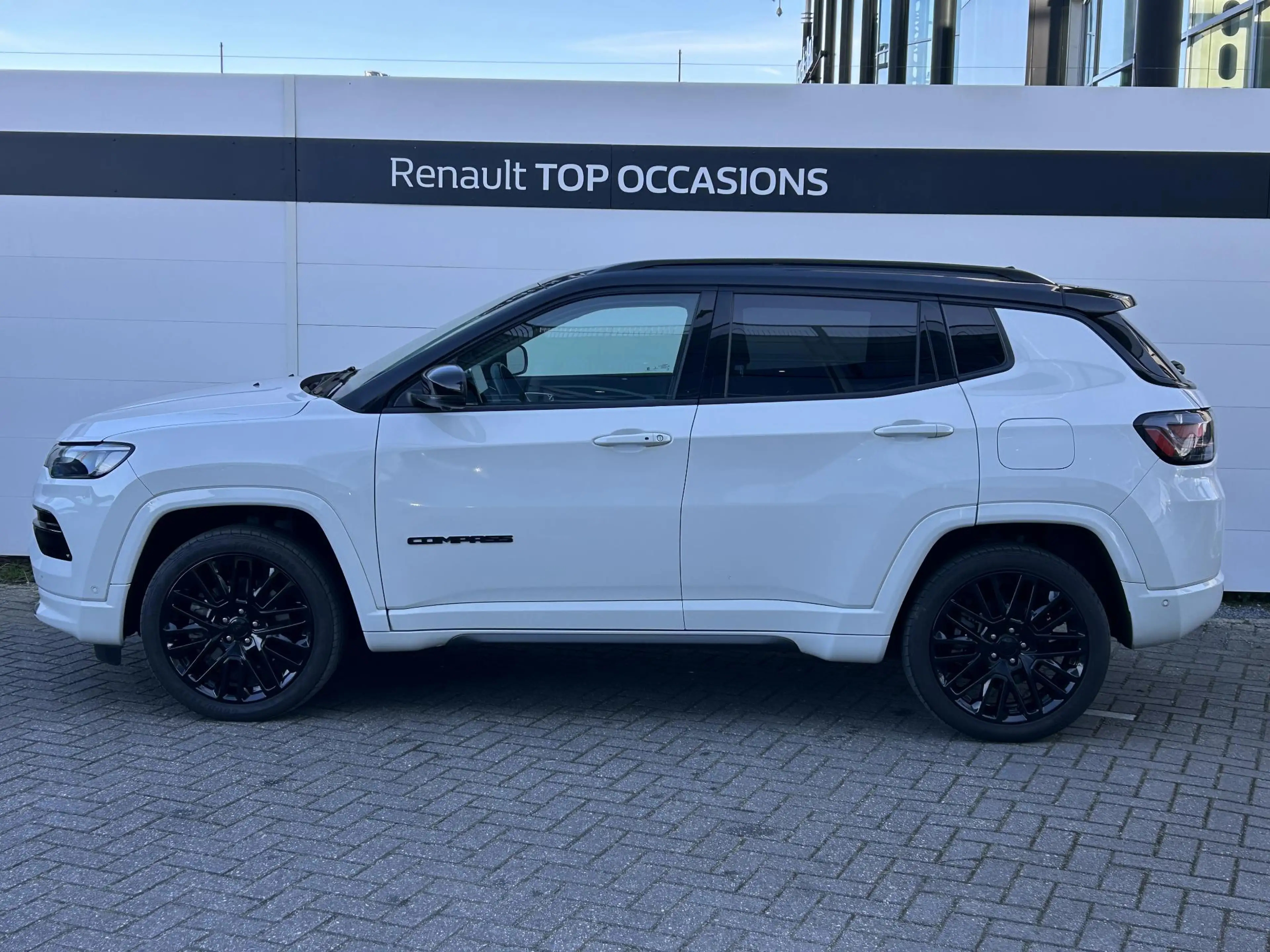 Jeep Compass 4xe 240 Plug-in Hybrid Electric S (Hoge Instap) | — photo 15