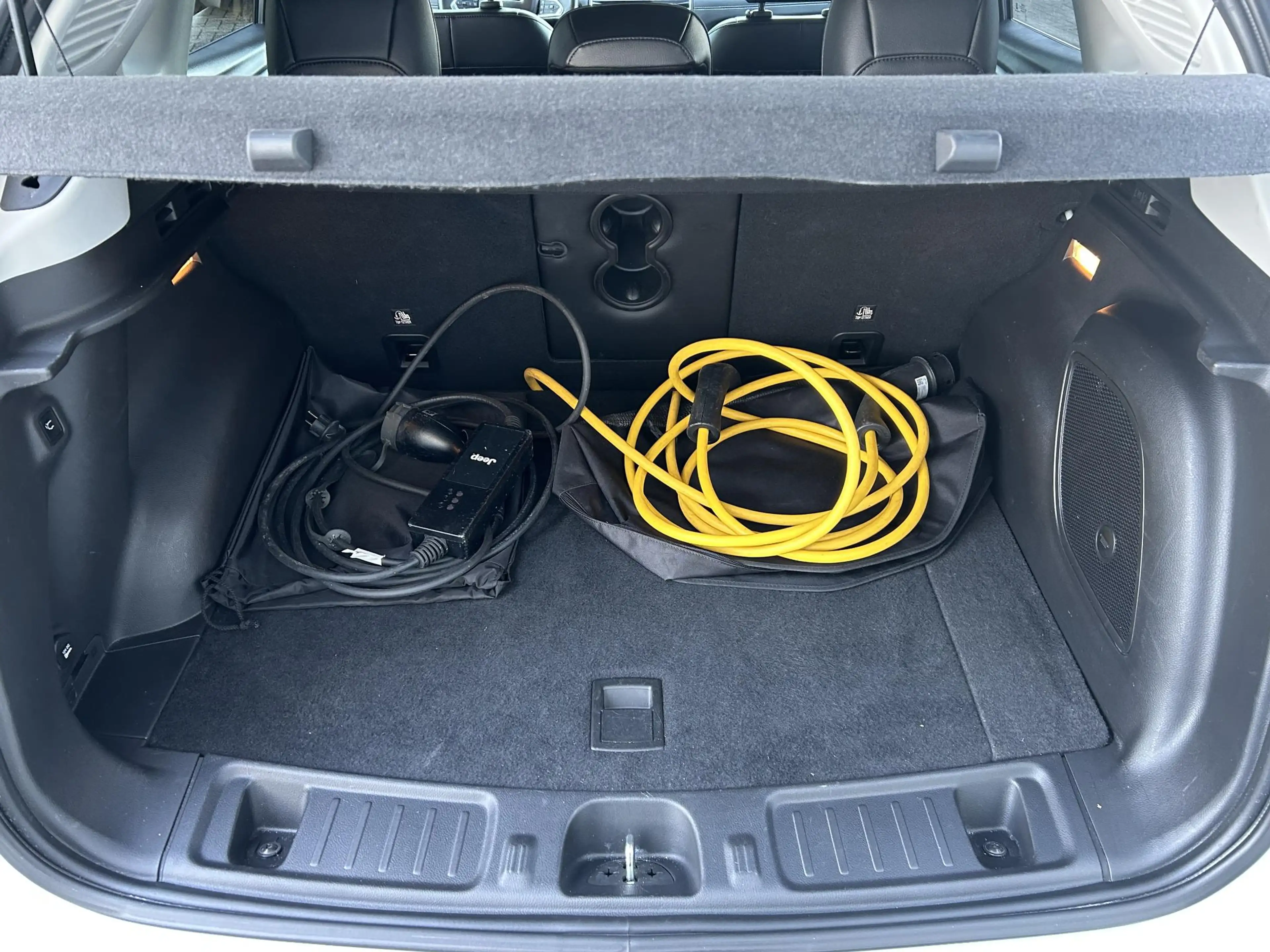 Jeep Compass 4xe 240 Plug-in Hybrid Electric S (Hoge Instap) | — photo 9