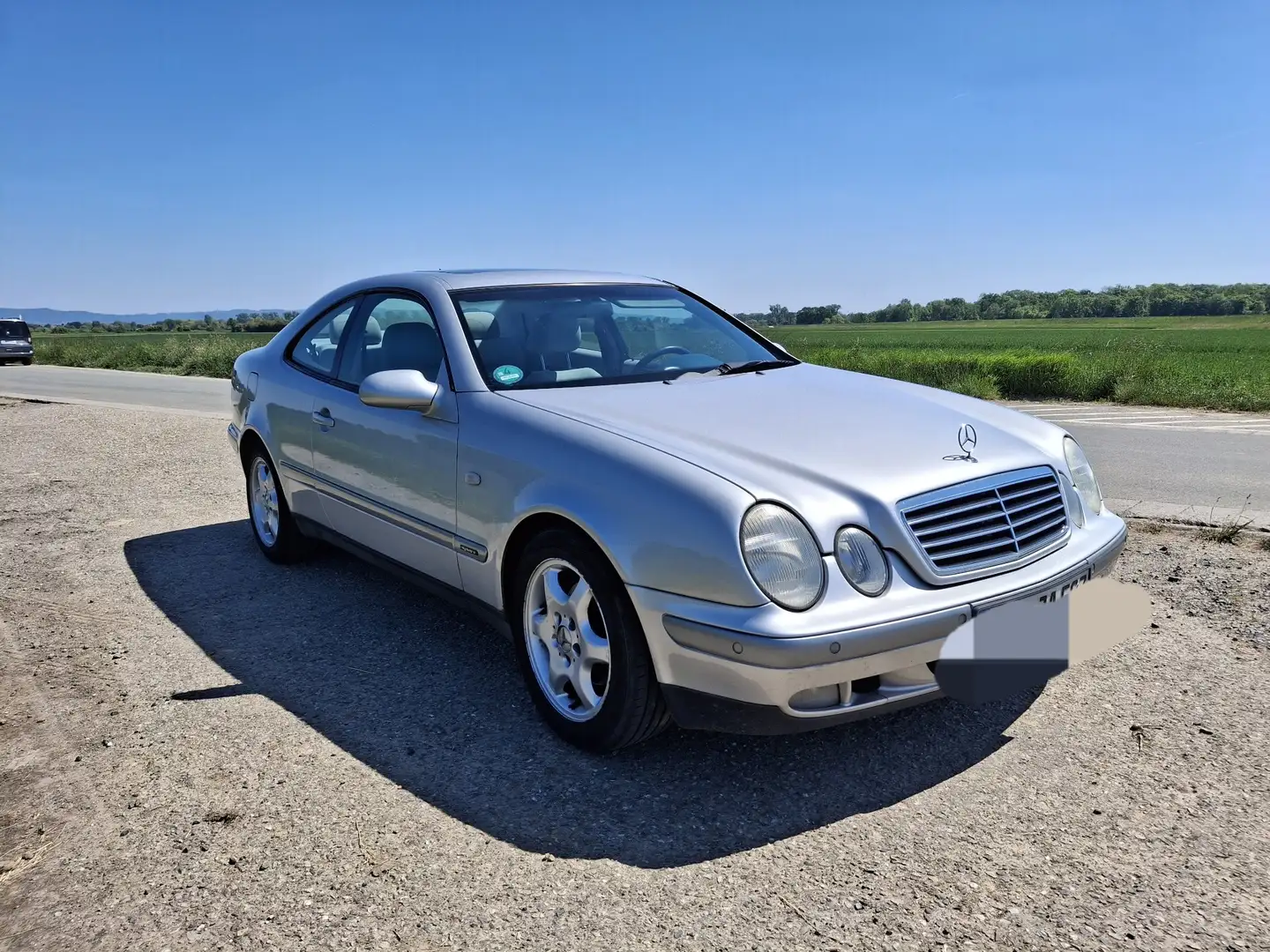 Mercedes-Benz CLK 200 Coupe Sport Срібний - 1
