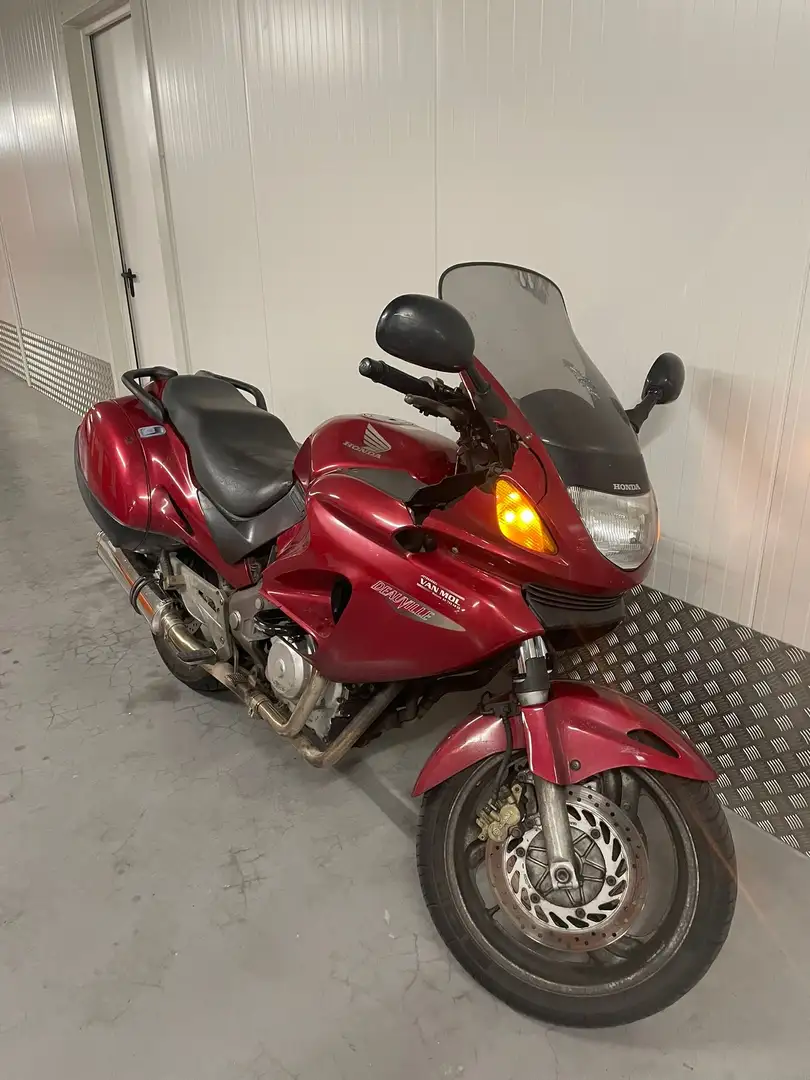 Honda Deauville nt650 Rood - 1