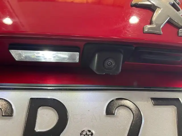 Peugeot 2008 view 14