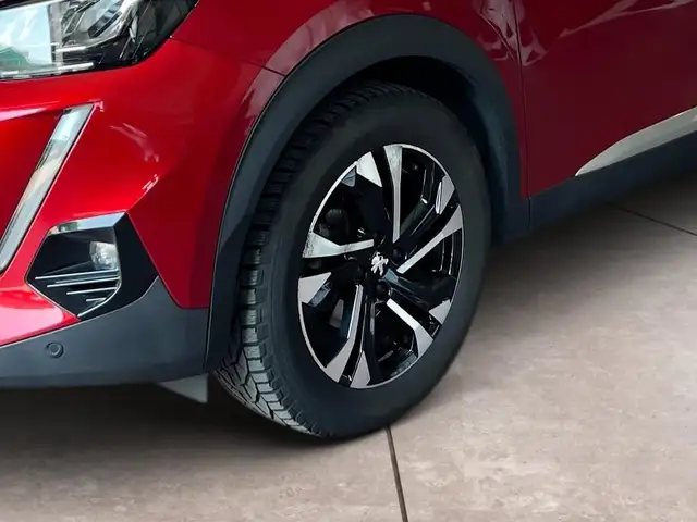 Peugeot 2008 view 15