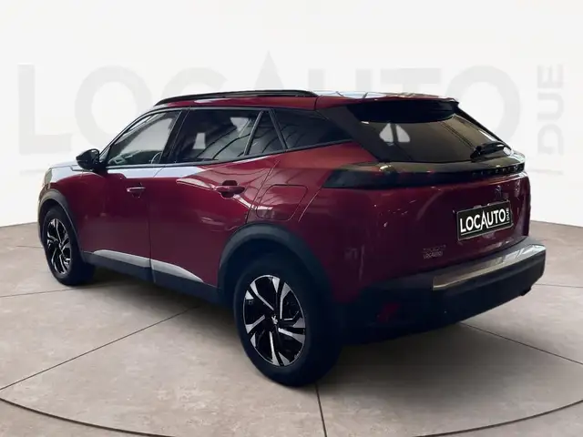 Peugeot 2008 view 5