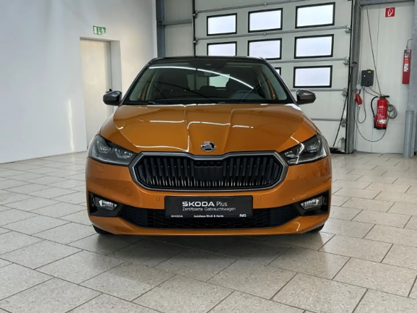 Skoda Fabia Style 1.0 TSI Kamera Navi ACC SHZ ParkLenk Orange - 2