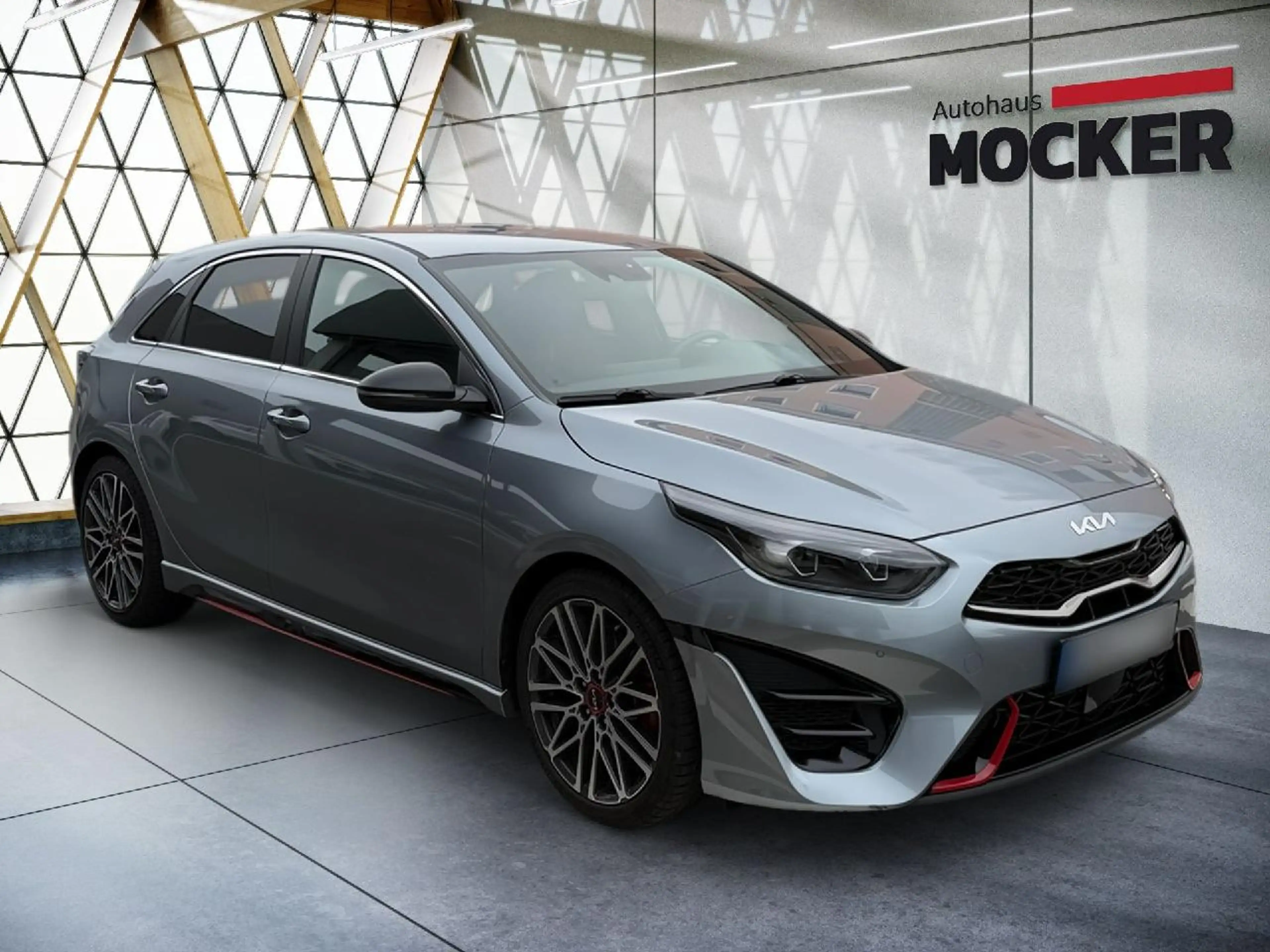 Kia Ceed / cee'd GT — photo 6
