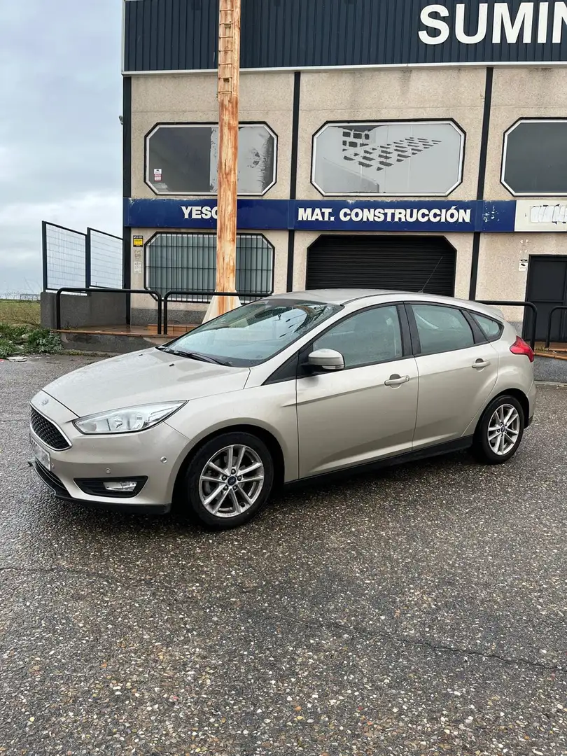 Ford Focus 1.0 Ecoboost Red&Black Edition 125 - 1