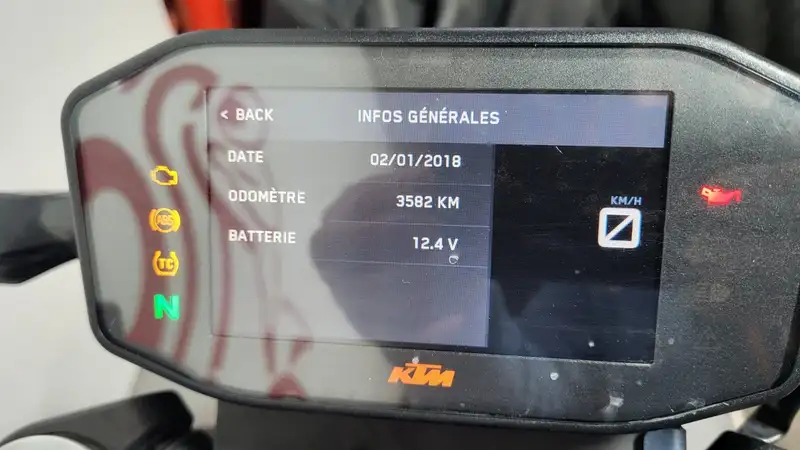 KTM 790 Duke - foto 2