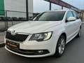 Skoda Superb 1,6 TDI DSG*KEIN PICKERL*EXPORT*NAVI*KLIMA*MFL* Weiß - thumbnail 1