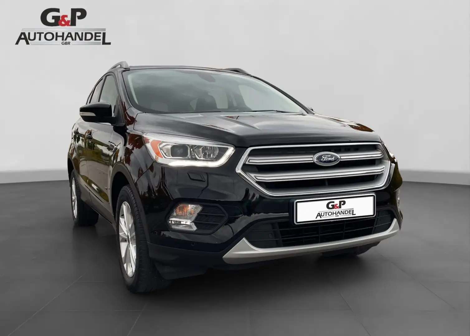 Ford Kuga Titanium Noir - 1