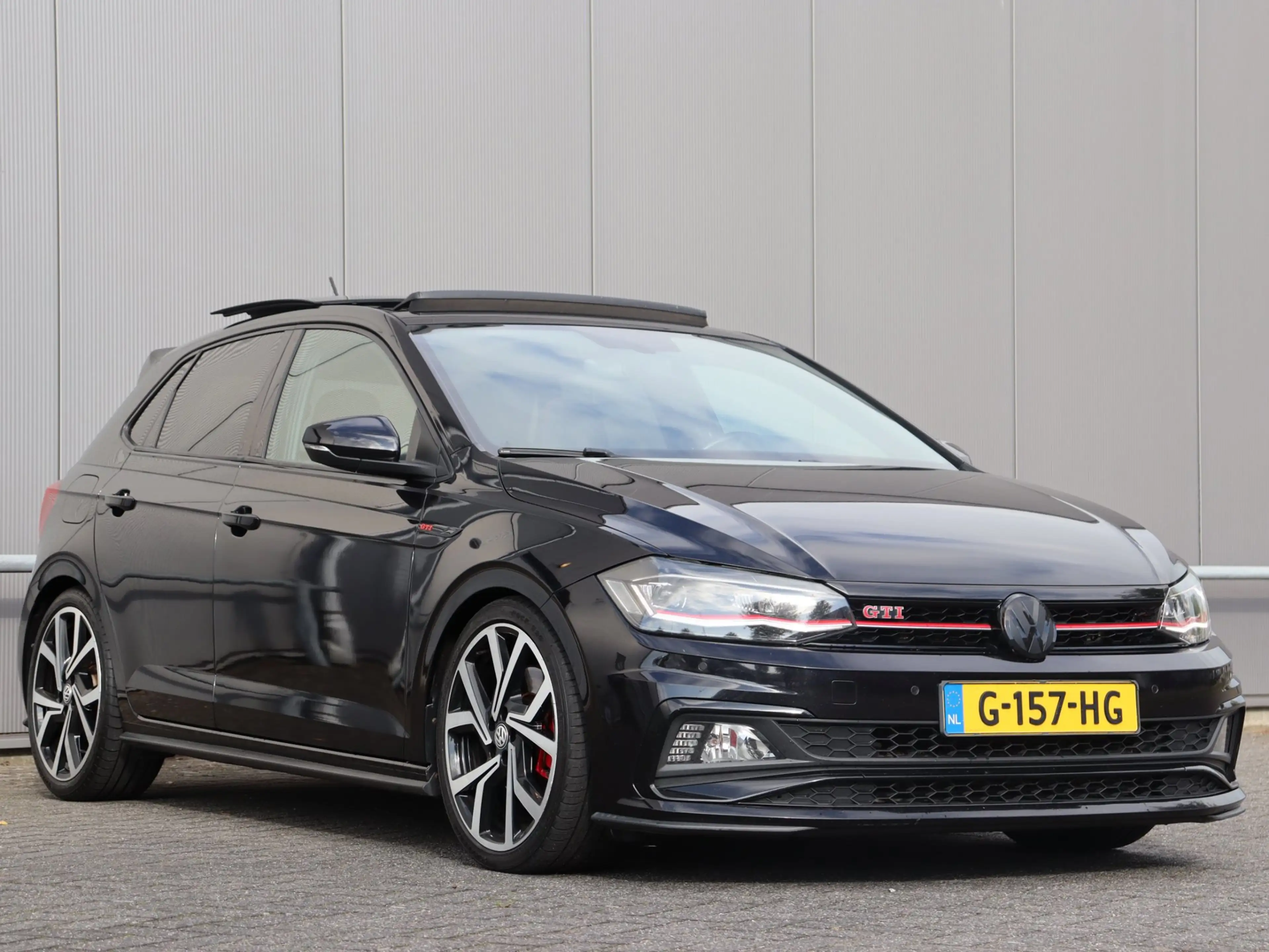 Volkswagen Polo GTI 2.0 TSI airco PANO virtual — photo 4