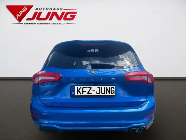Ford Focus view 6