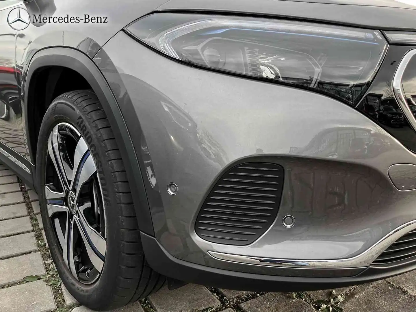 Mercedes-Benz EQA 250 Progressive AHZV+MBUX+LED+RüKam+Tempomat Grau - 2