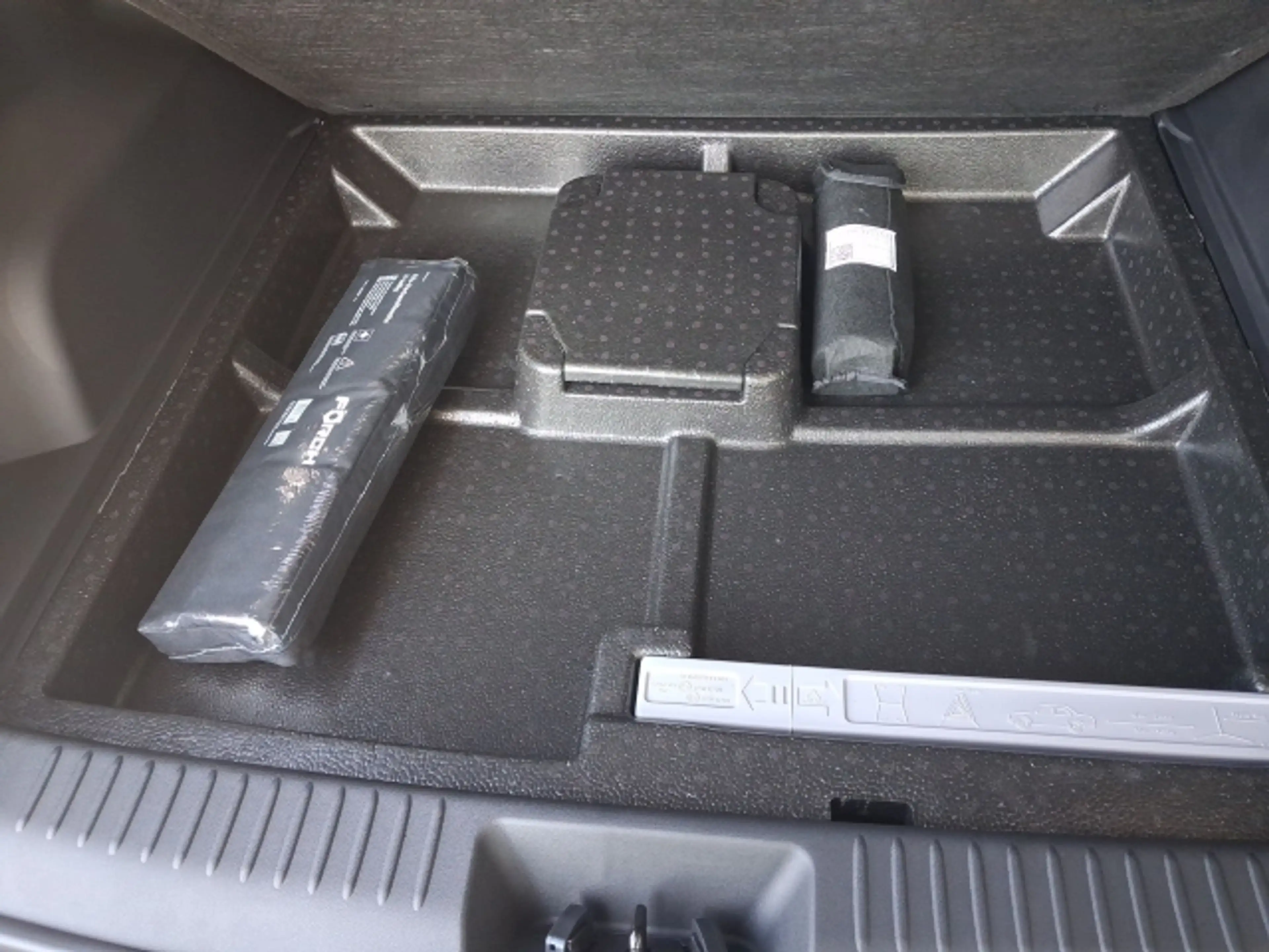Omoda 5 Omoda 5 Hybrid mit SHS Premium Line — photo 11