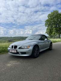 1.9i