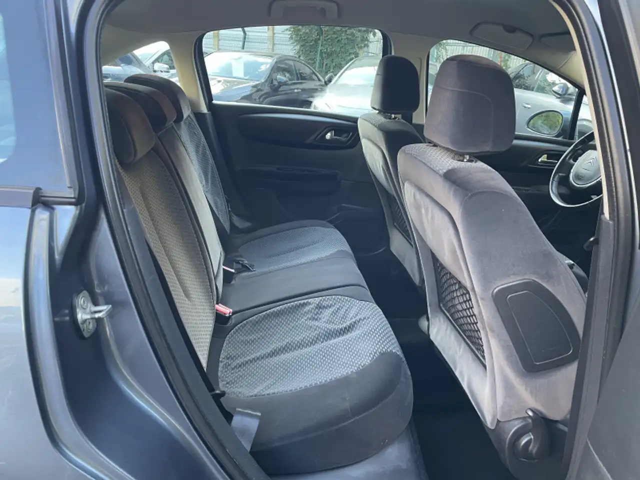 Citroen C4 Berline — photo 11