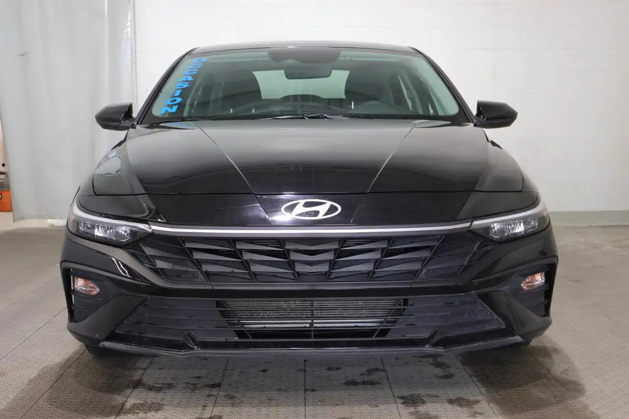 Hyundai ELANTRA снимка Hyundai ELANTRA