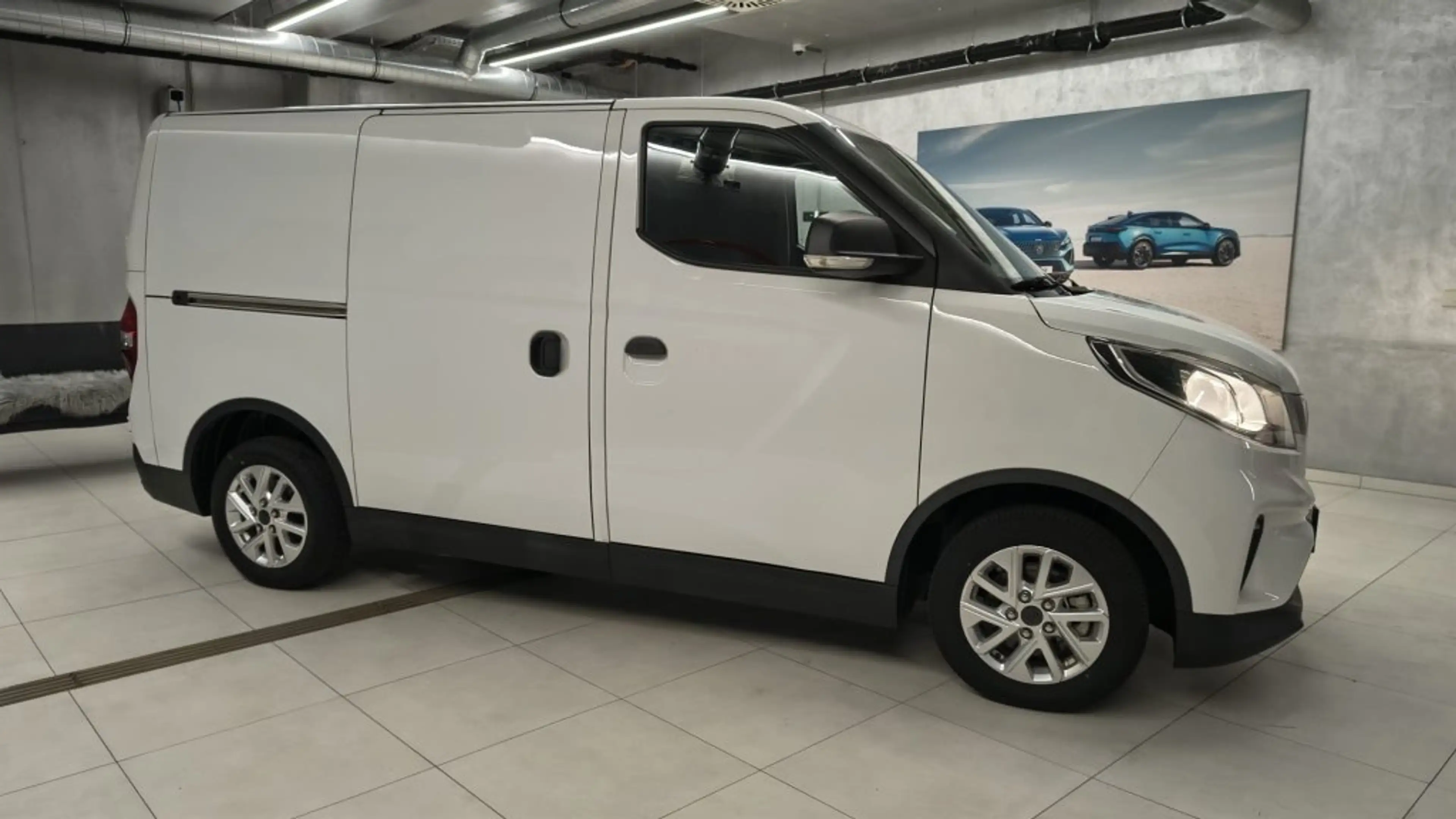 Maxus eDeliver 3 SWB 50.2 kWh 3-phasig — photo 4