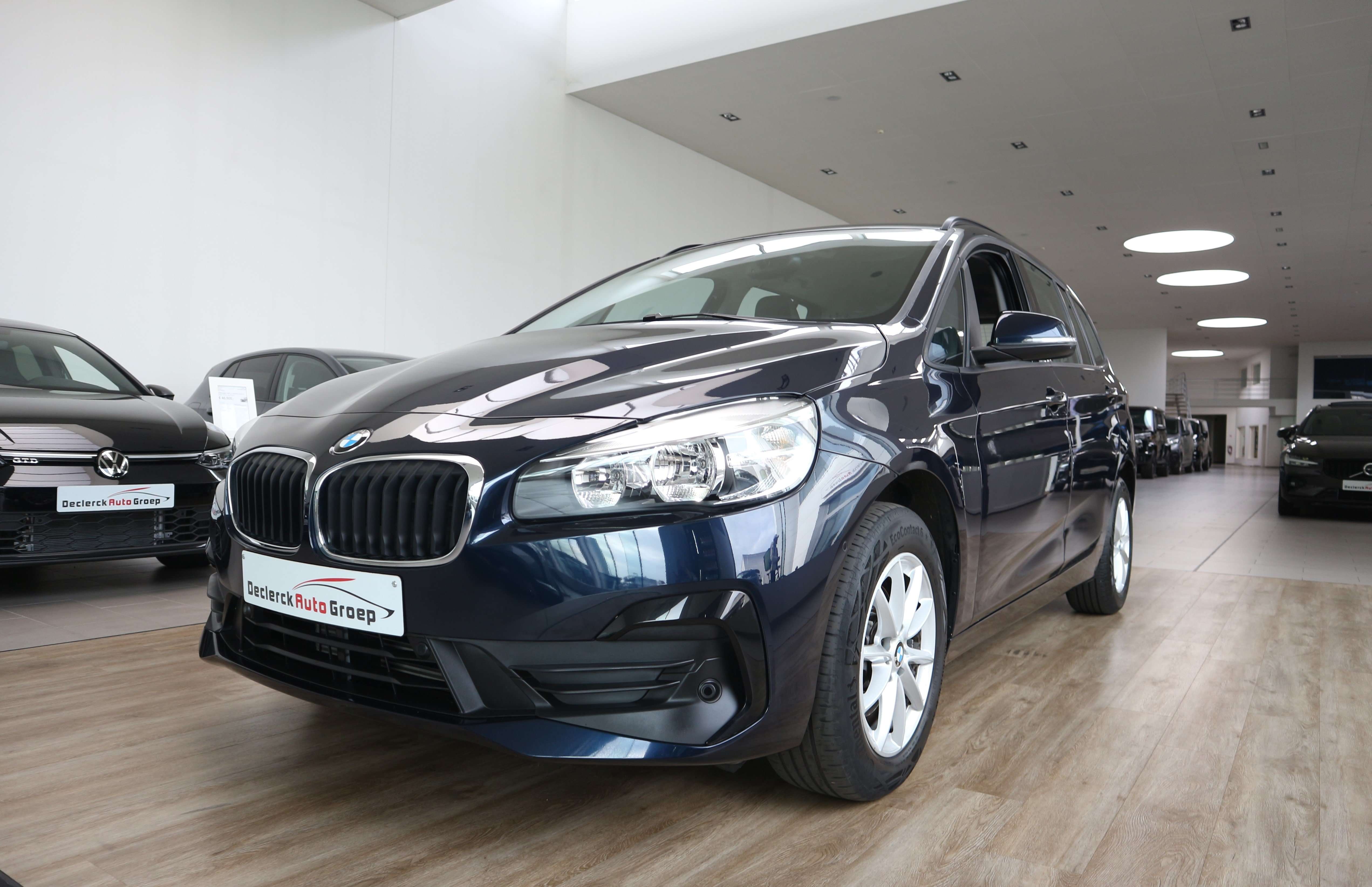 BMW 216