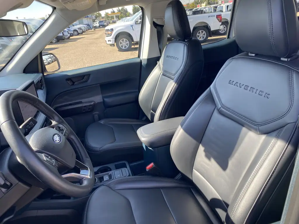 2025 Ford Maverick Lariat SuperCrew 121 | AWD | 360 Cam | Heated Stee — photo 8