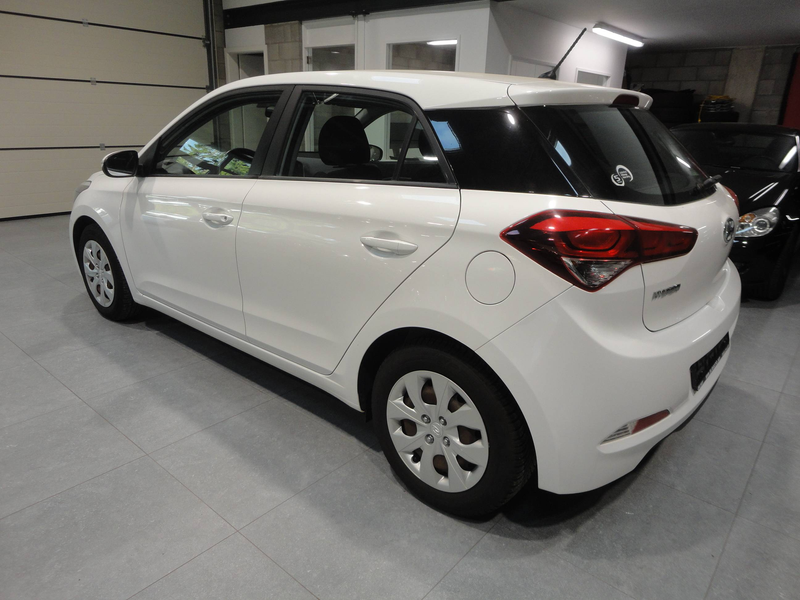 Hyundai i20 i20 1.2i Cool — photo 6