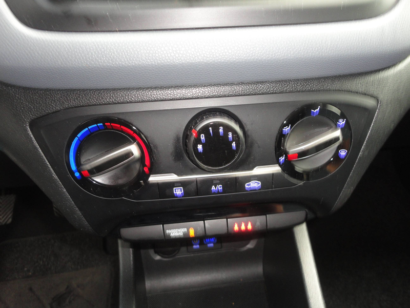 Hyundai i20 i20 1.2i Cool — photo 8