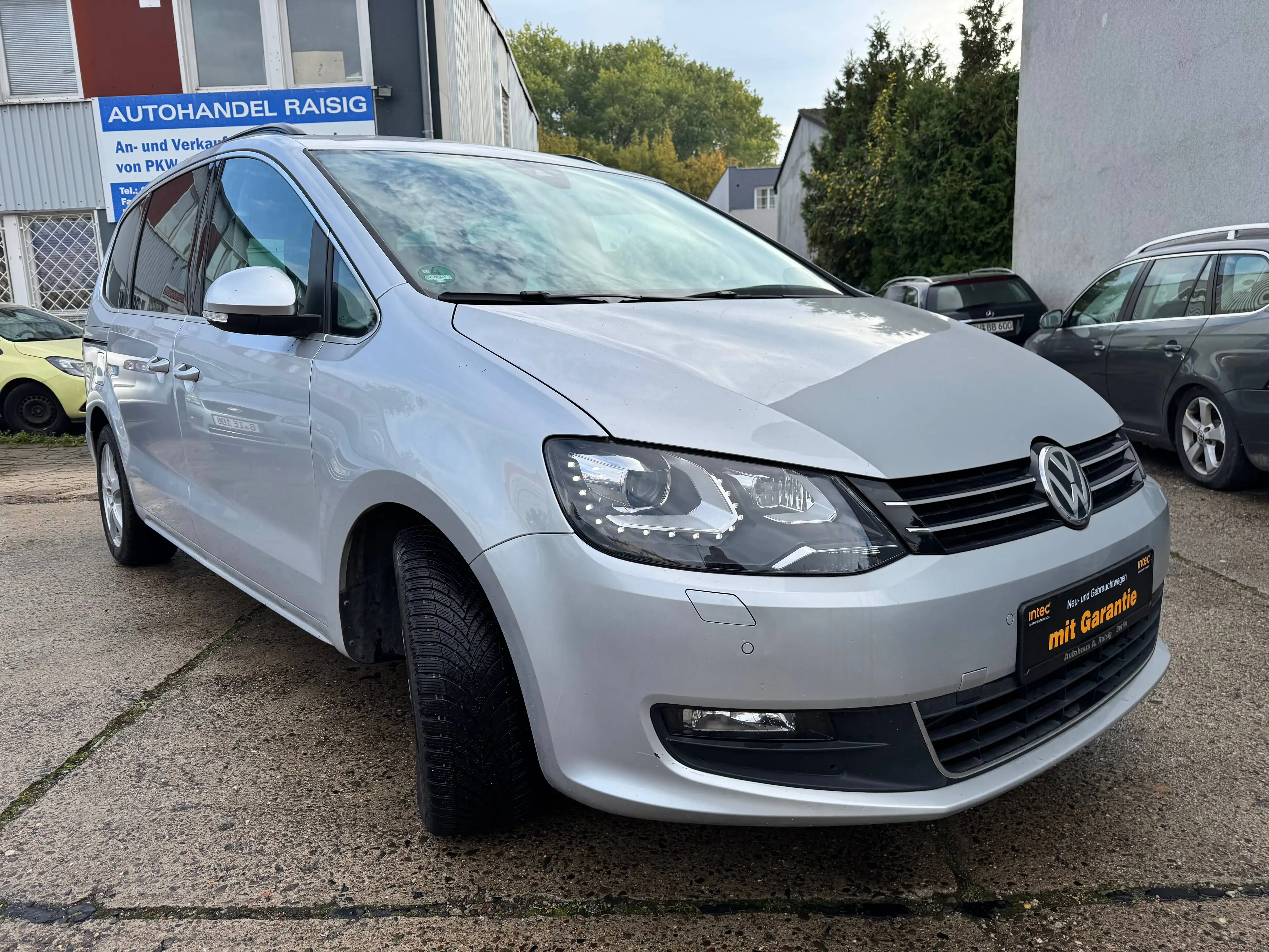 Volkswagen Sharan 2.0L Comfortline TÜV NEU/ 7Sitzer — photo 9