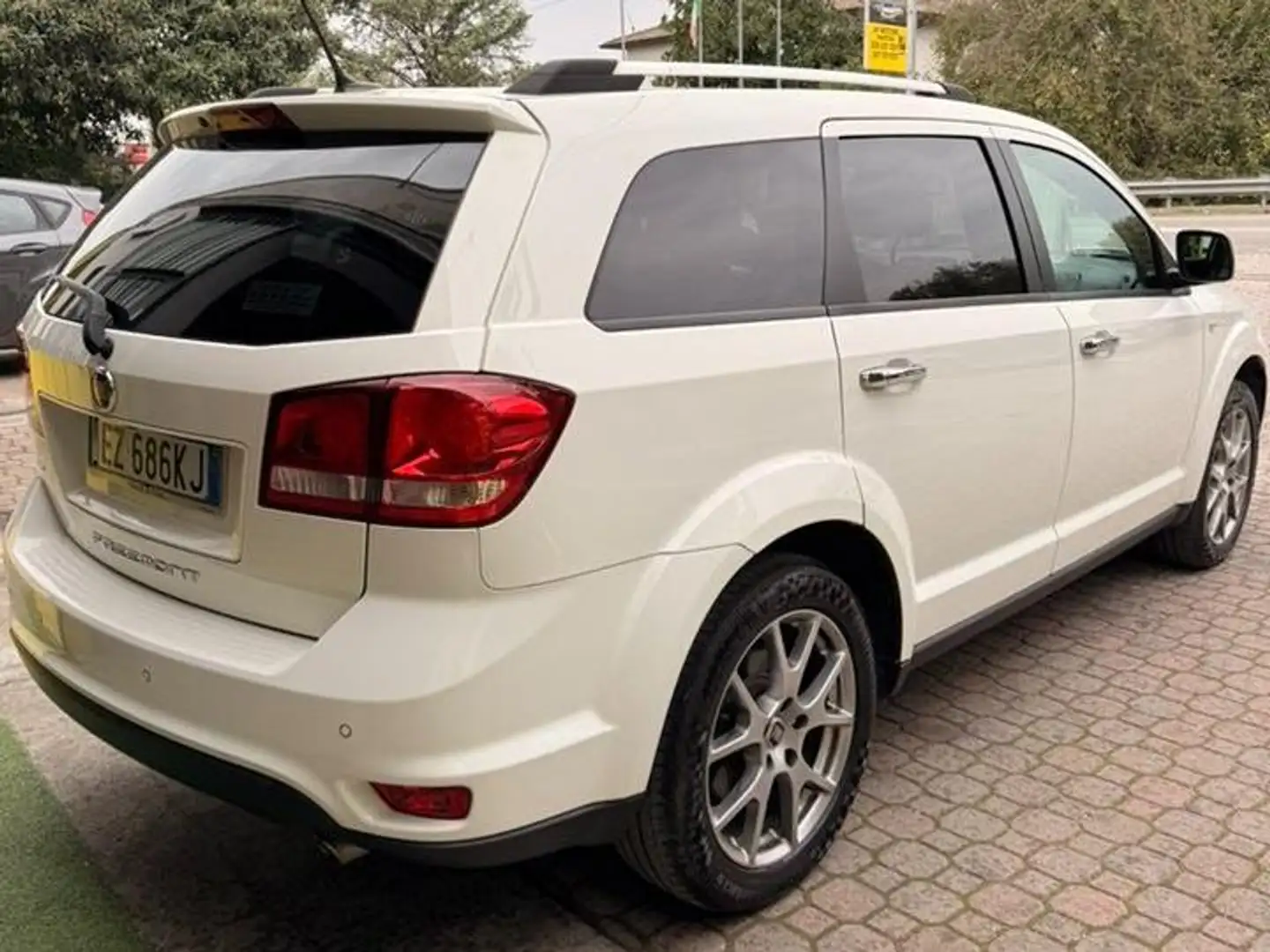 Fiat Freemont Freemont 2.0 mjt 16v Lounge 4x4 170cv auto E5+ Bianco - 2