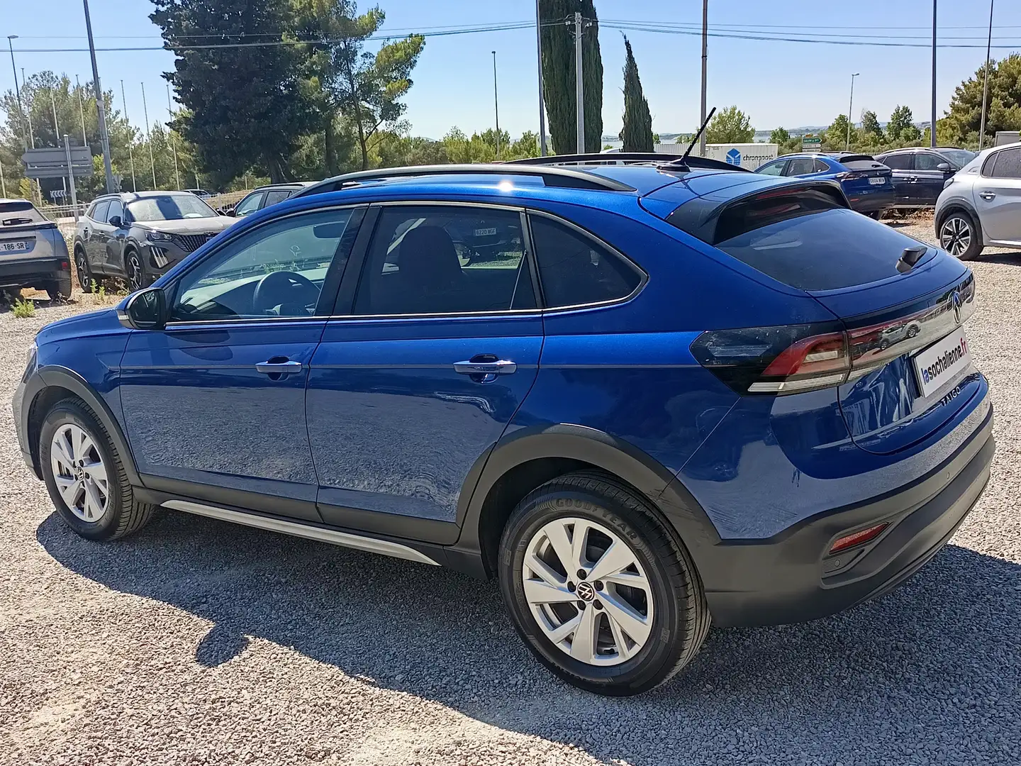 Volkswagen Taigo 1.0 TSI 95 BVM5 Life + clim auto + projecteur anti-brouillards + peinture métallisée Bleu - 2