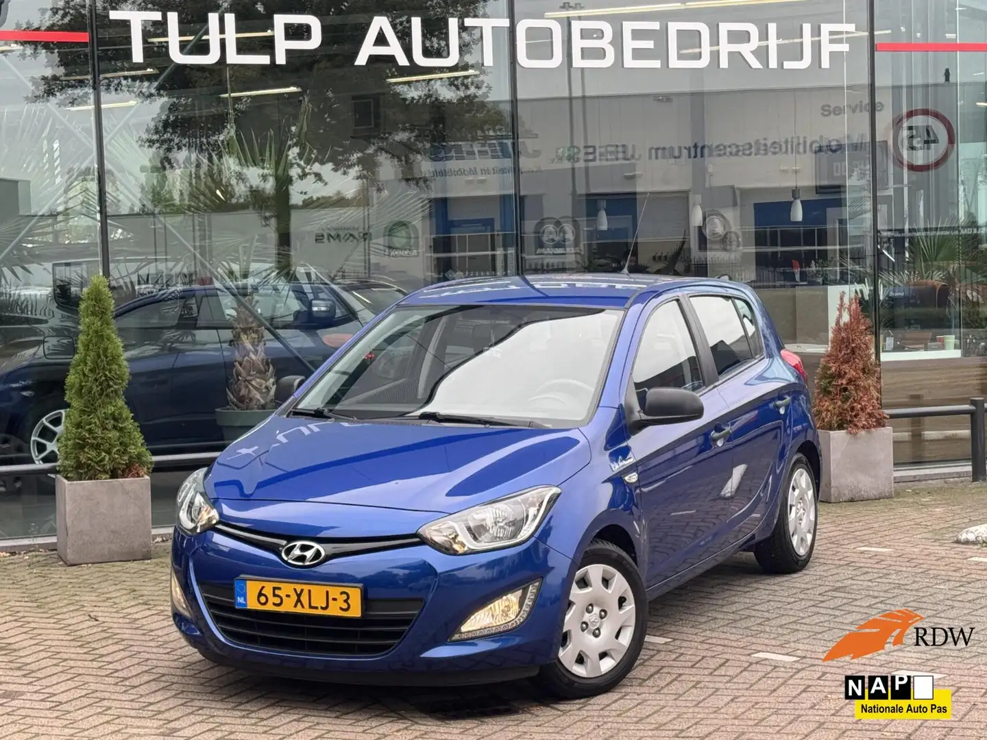 Hyundai i20 1.2i First Edition 5drs bj 2012 Airco 1e eigenaa Blau - 1
