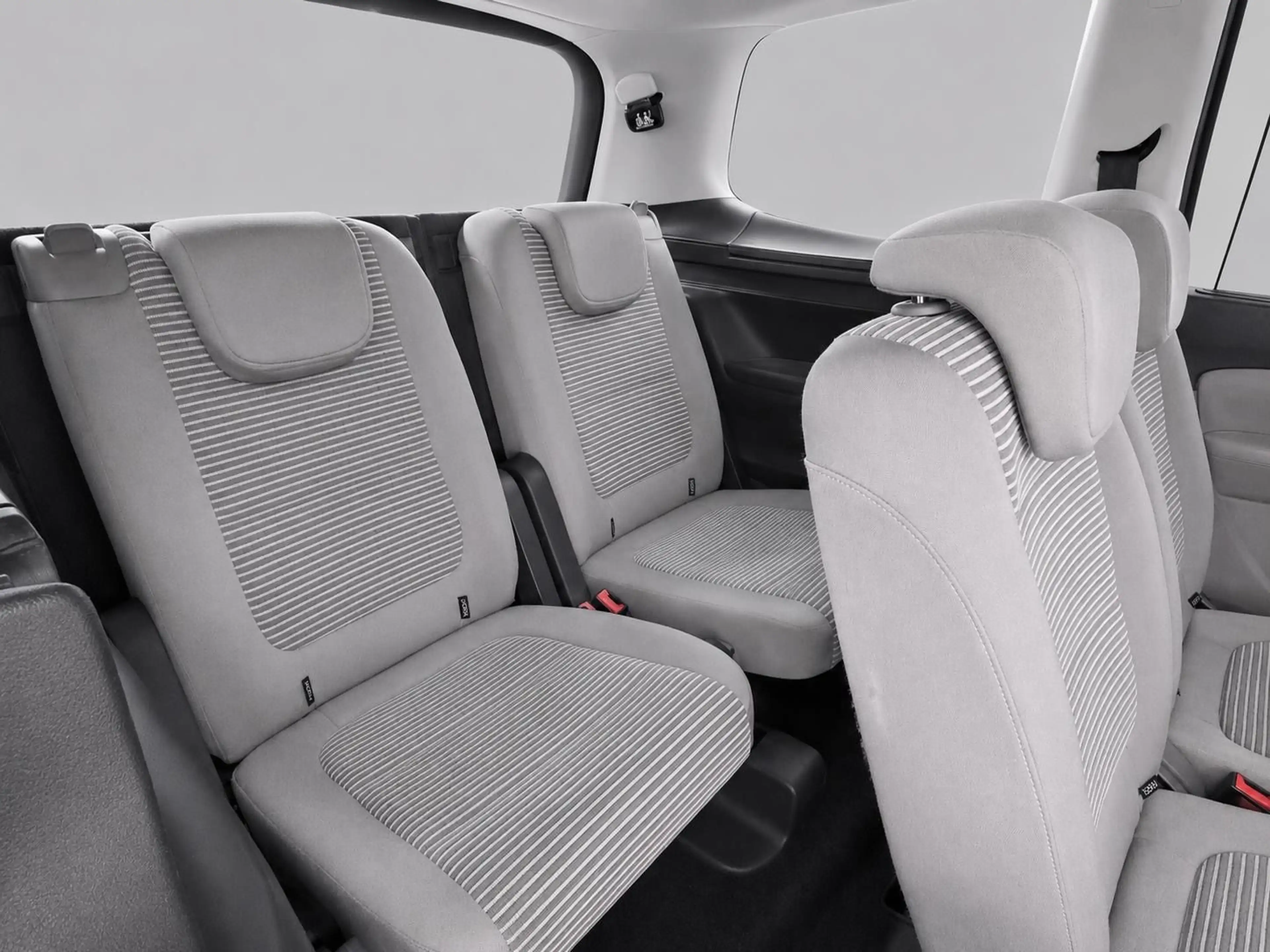 SEAT Alhambra Style  4x4  * 7- SITZER * R-KAM * NAVI — photo 14