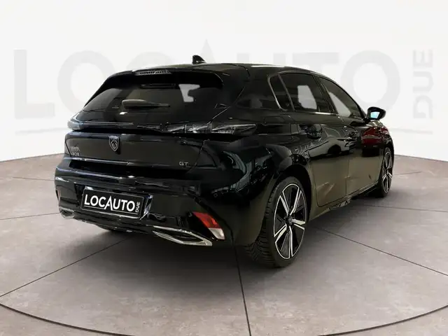 Peugeot 308 view 4
