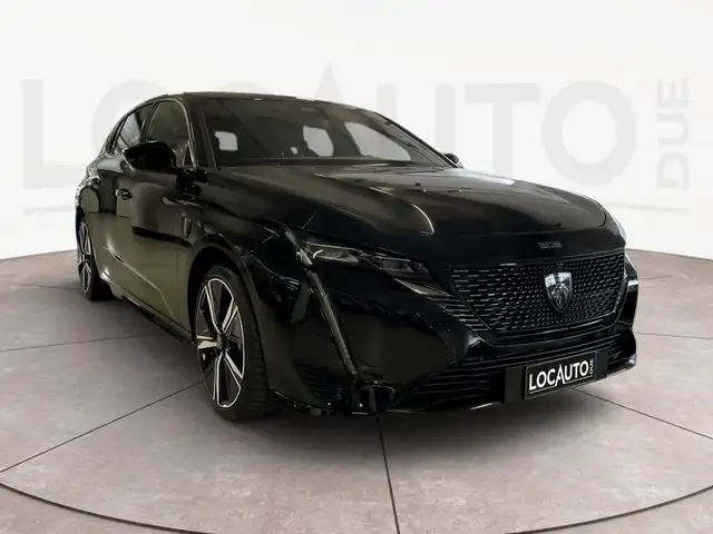 Peugeot 308 view 3