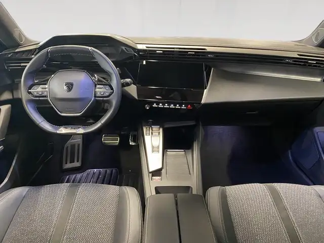 Peugeot 308 view 6