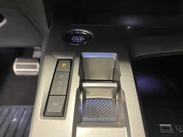 Peugeot 308 view 11