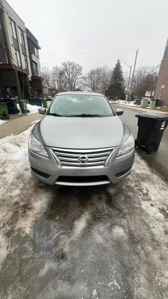 Nissan Sentra photo Nissan Sentra