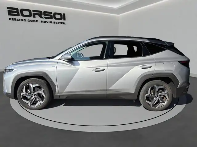 Hyundai Tucson view 2