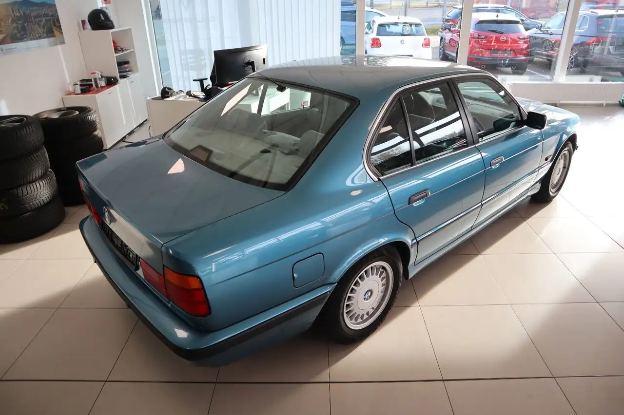 BMW 530i V8, foto 6