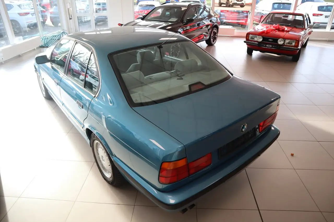 BMW 530i V8, foto 8