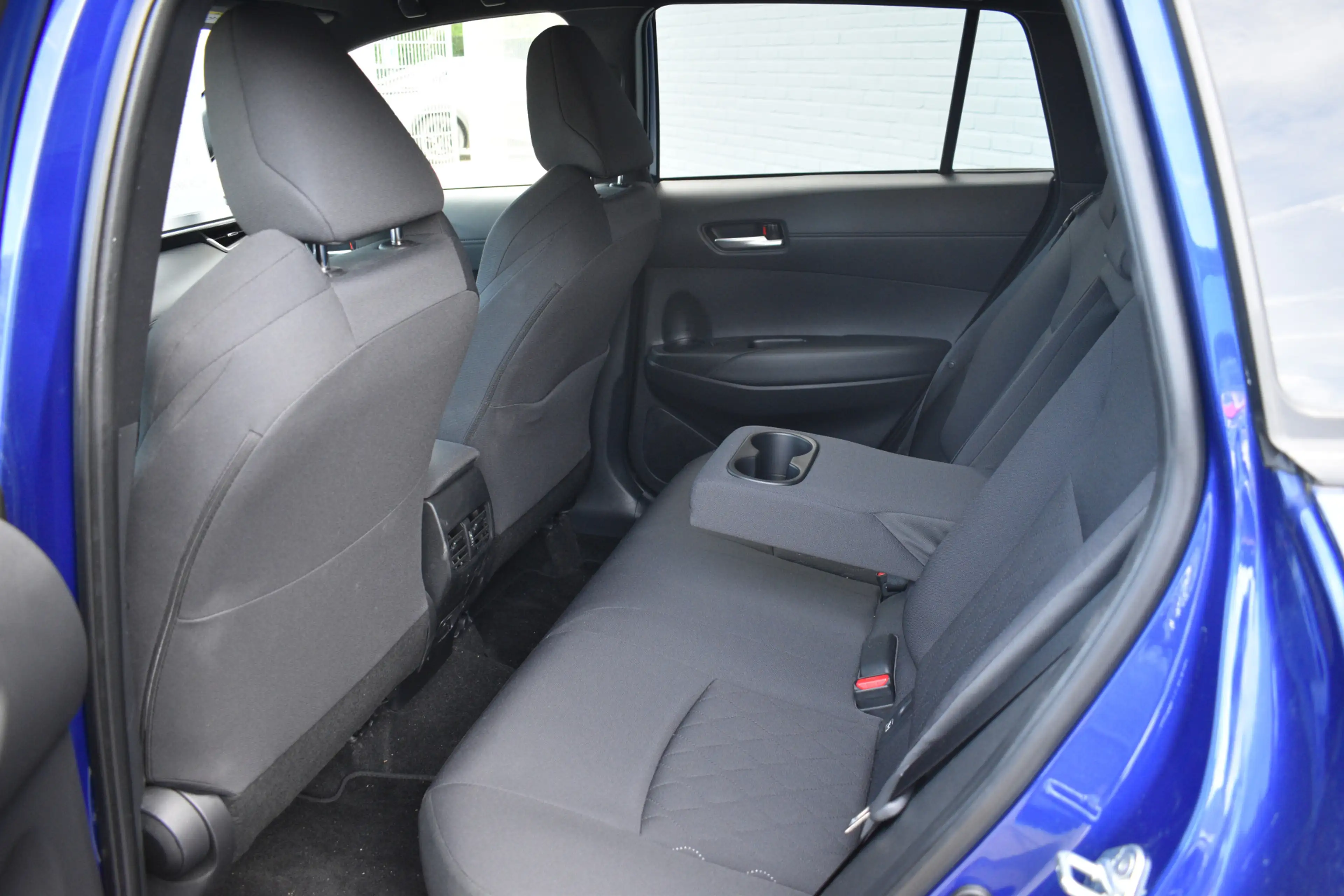 Toyota Corolla Cross Hybrid 140 Dynamic Automaat 140pk | 1e eigenaar | — photo 3