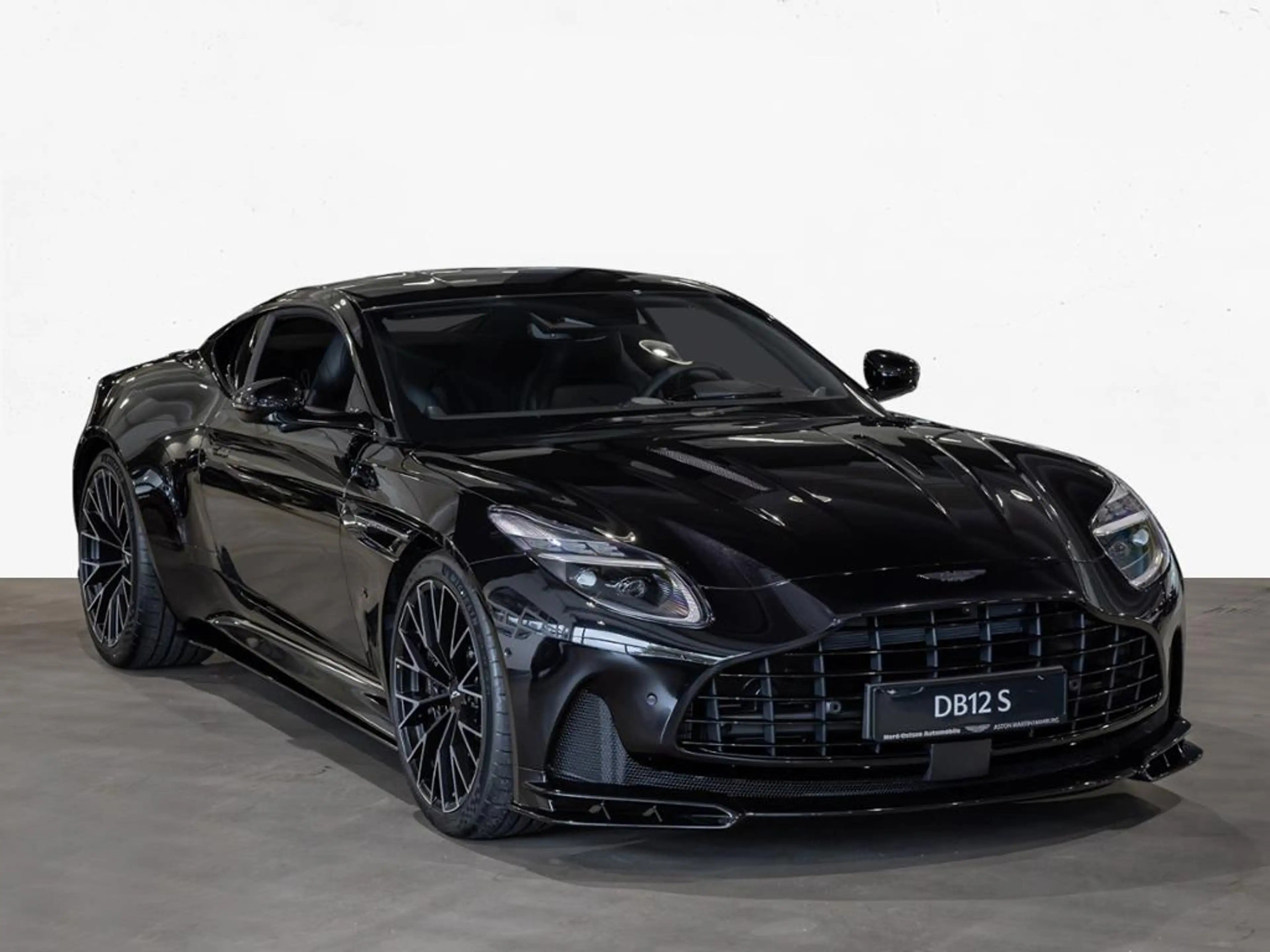 Aston Martin DB12 S Coupe Aston Martin Hamburg — photo 14