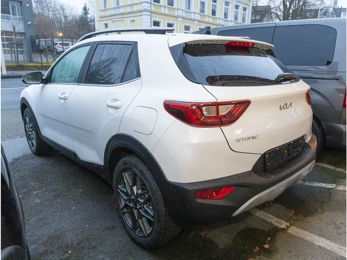Kia Stonic 1.0 T-GDI (M-H48V) DCT7 NIGHTLINE EDITION Weiß - 2