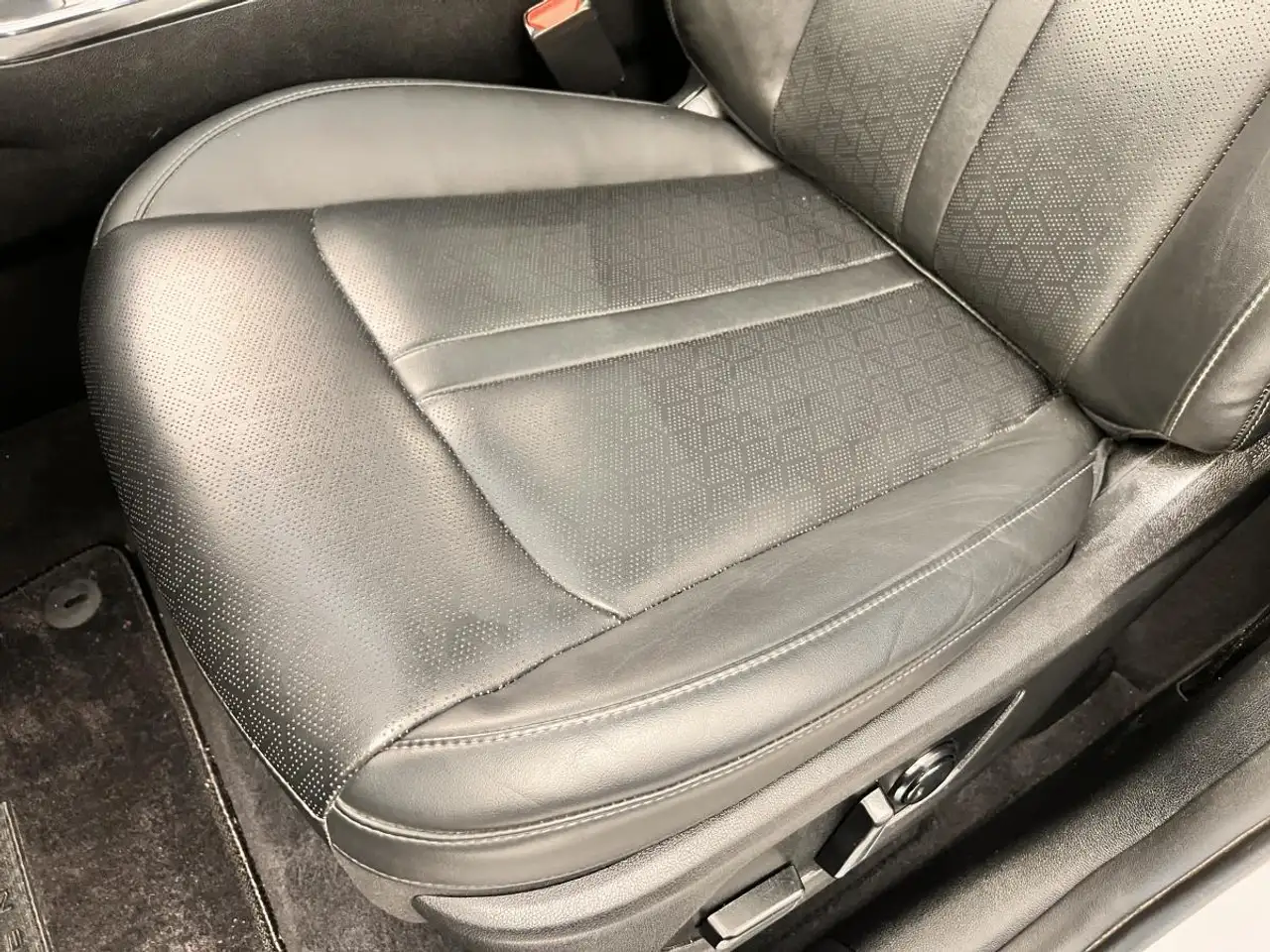 Kia Sorento снимка Kia Sorento